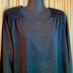 Medium Apt. 9 Blouse Green